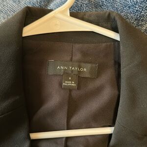 Ann Taylor size 6 suit jacket
